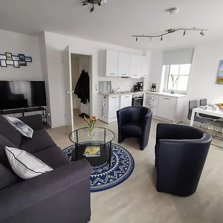 Apartment Kapitaenshaus W11 Laboe