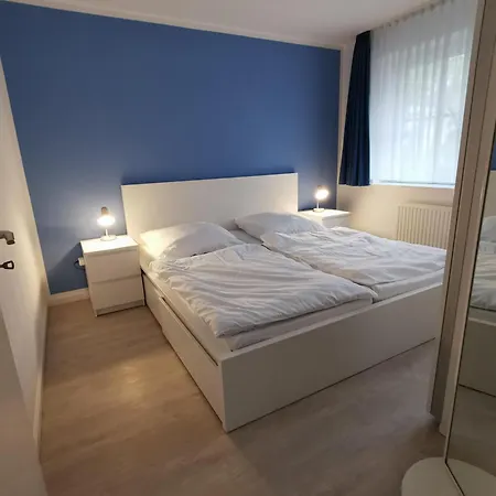 Kapitaenshaus W11 *