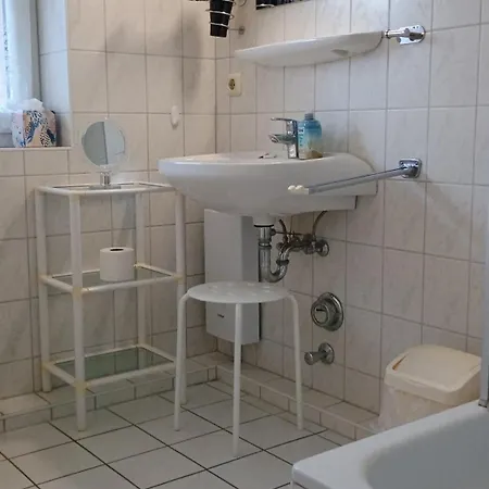 Apartment Kapitaenshaus W11 Laboe
