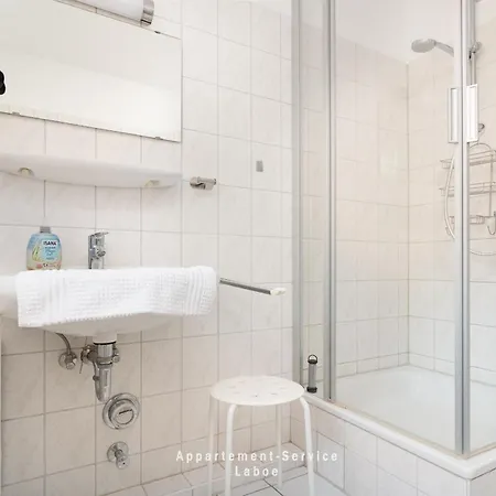 Kapitaenshaus W11 *